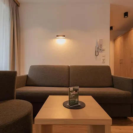 Berghotel Rasis-2