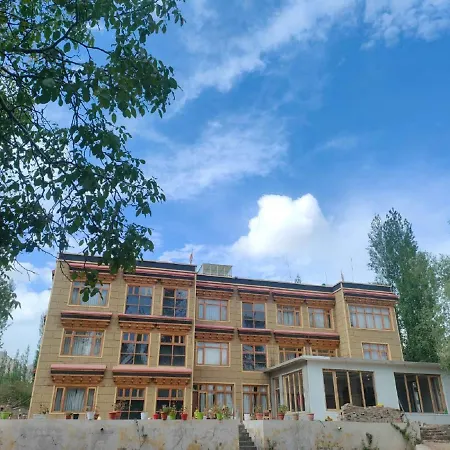 Hotel Alpine Ladakh-2