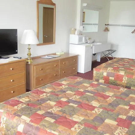 Bishops Country Inn Motel-3