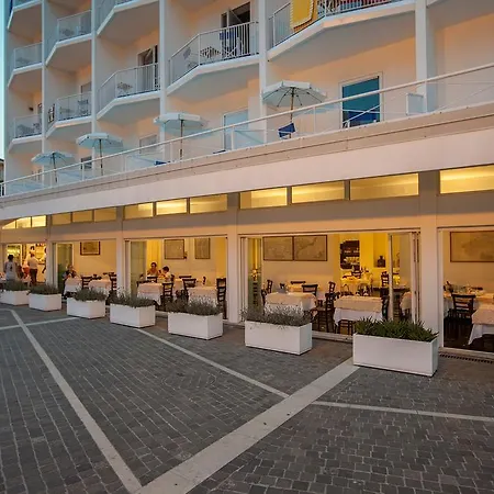 Albergo Alla Spiaggia-2