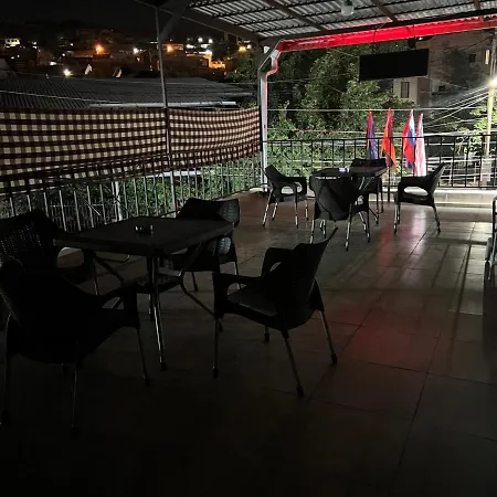 Arm Hotel-3