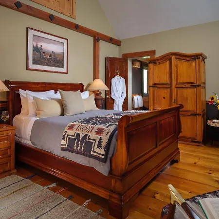 Abbey'S Lantern Hill Inn-3
