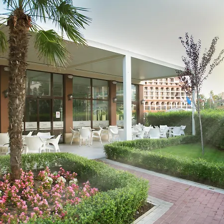 Hotel Laguna Park & Aqua Club-3
