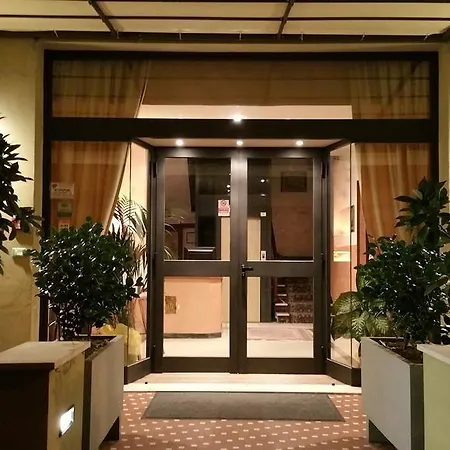 Hotel Redi-2
