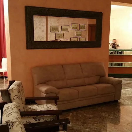 Hotel Redi-3
