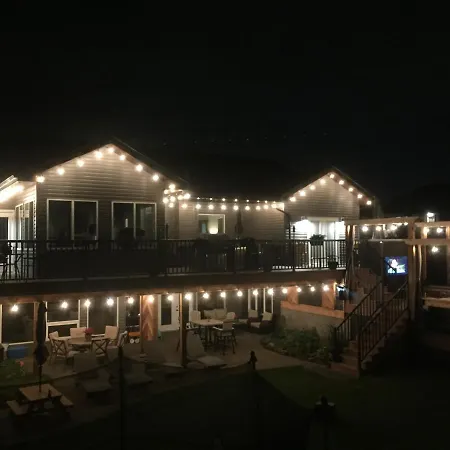 Dragonfly Inn Walkout Suites-3