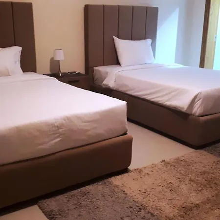 Magnum Hotel And Suites West Bay-2