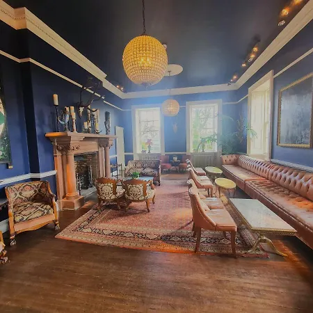 Newton Hall-2