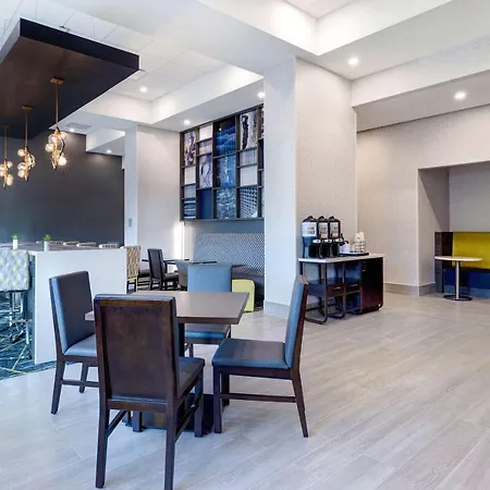 Hampton Inn & Suites Burlington, Ontario, Canada-3