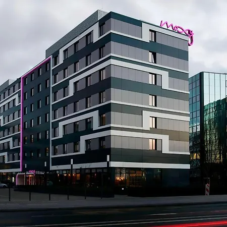 Moxy Frankfurt Eschborn-2