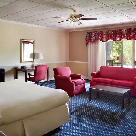 The Inn At Stone Mountain Park-3