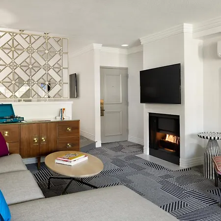 Le Parc At Melrose-3