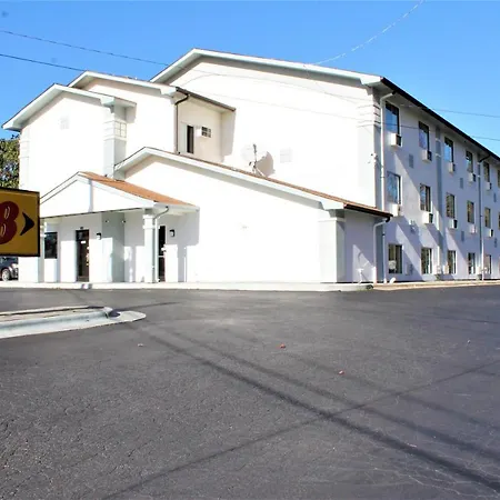 Super 8 By Wyndham Greensboro/Coliseum/Conv.-2