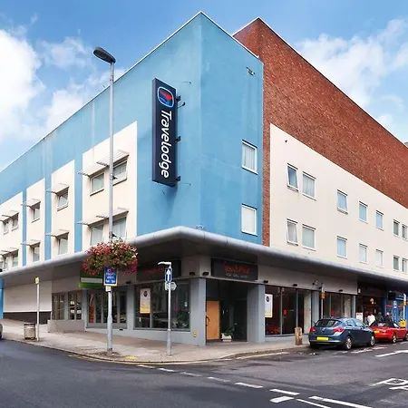 Travelodge Newport Central-2
