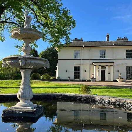 Highfield Hall-3