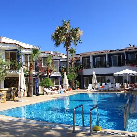 Catamaran Hotel-2