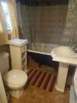 Living Waters Guest Cottage Motel, Kincardine Guest Resort-3
