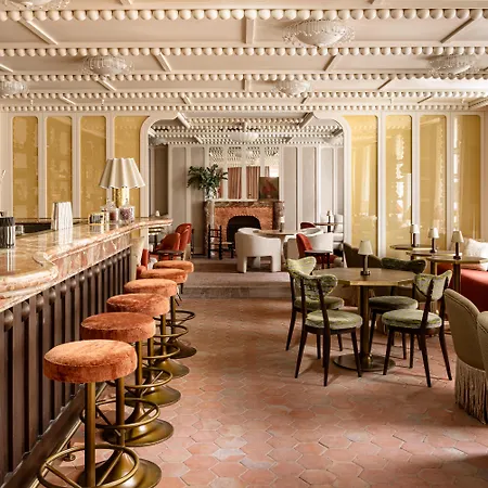 Chateau Des Fleurs Hotel & Spa Paris-3