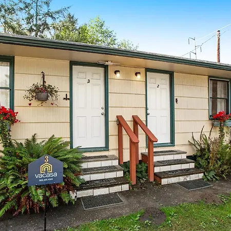 Cute As A Clam Cottages-2