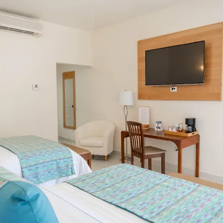 The Westmarine Waterfront Hotel-3