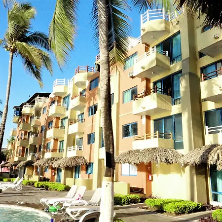 Hotel Marina Puerto Dorado-3