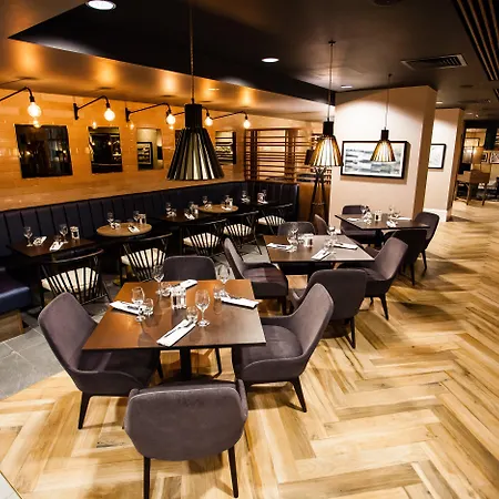 Crowne Plaza Leeds By Ihg-2