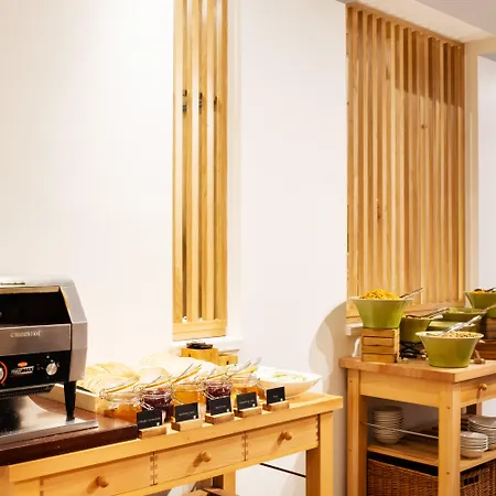 Holiday Inn Leicester City By Ihg-2