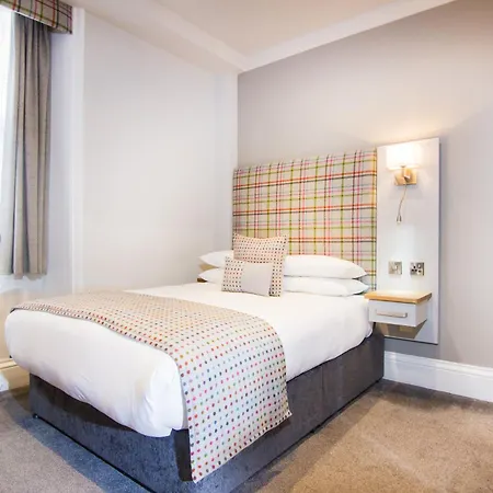 White Hart Hotel & Apartments-2