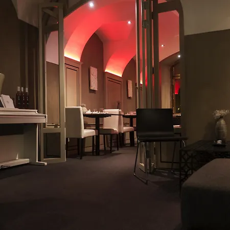 Hotel U Kříže-2