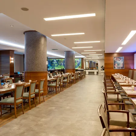 Ramada Plaza By Wyndham Istanbul City Center (Adults Only)-2