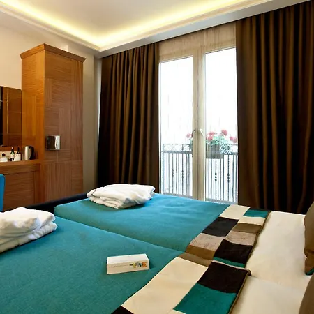 Collage Taksim Hotel-3