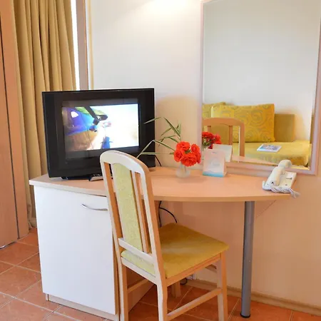 Vita Park Hotel & Aqua Park-2
