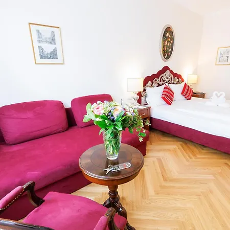 Hotel Royal-2