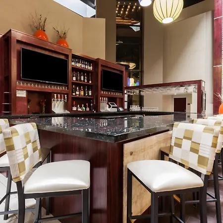 Holiday Inn Hotel & Suites Oklahoma City North By Ihg-3