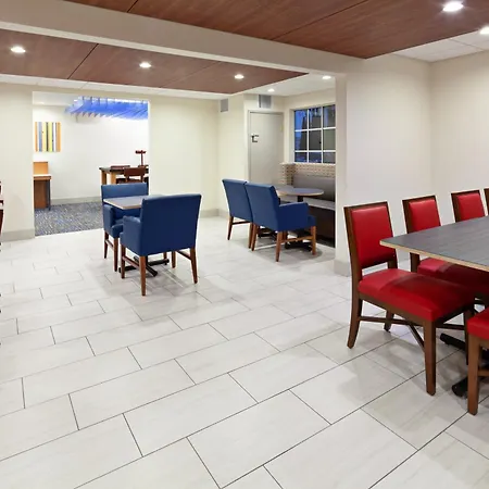 Holiday Inn Express Hotel&Suites San Diego-Escondido, an IHG Hotel-3