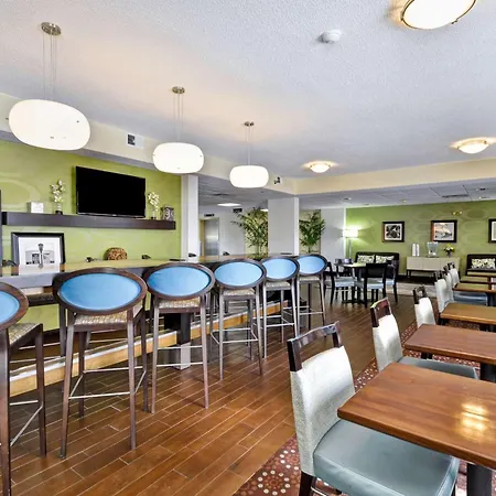 Hampton Inn Columbus/Dublin-2