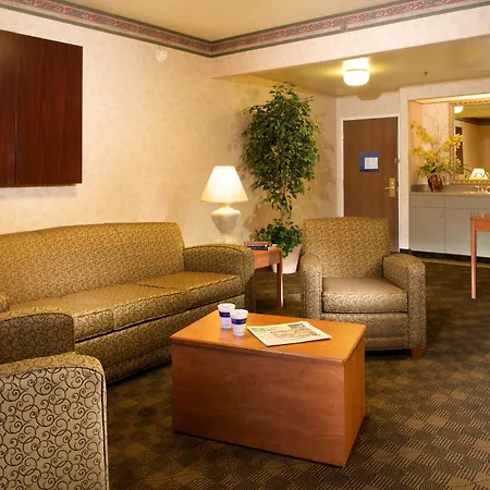 Hampton Inn Prescott-2