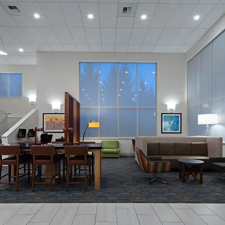 Holiday Inn Express & Suites Seattle-Sea-Tac Airport By Ihg-3