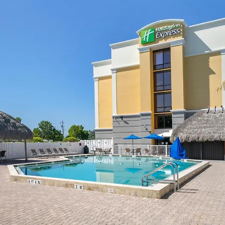 Holiday Inn Express Cape Coral-Fort Myers Area By Ihg-2