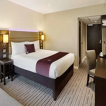 Premier Inn Jersey St Helier-3