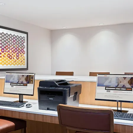 Holiday Inn Express Ft Lauderdale Cruise-Airport By Ihg-3