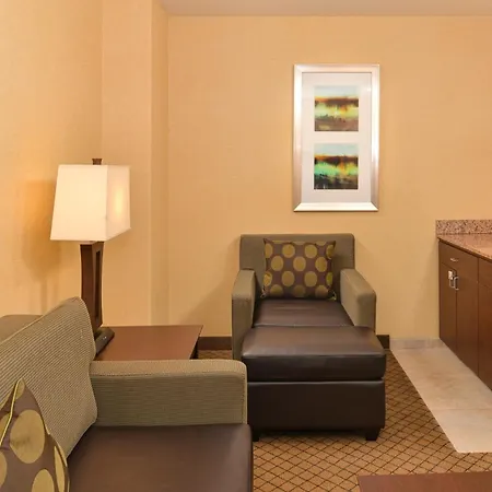 Holiday Inn Express Woodland By Ihg-2