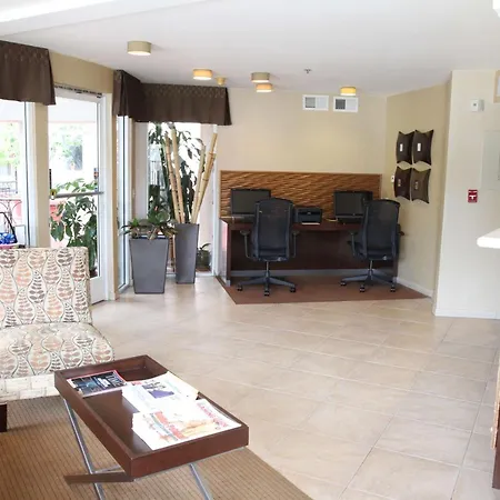 Best Western Plus Suites Hotel Coronado Island-2