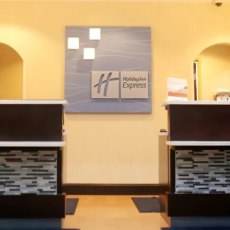 Holiday Inn Express & Suites Southport - Oak Island Area By Ihg-2