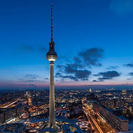 Park Inn By Radisson Berlin Alexanderplatz-2