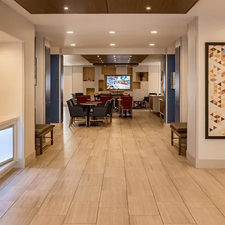 Holiday Inn Express Porterville By Ihg-3