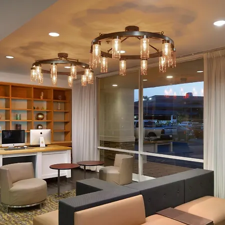Holiday Inn Clark - Newark By Ihg-2