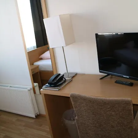 Arctic Comfort Hotel-3