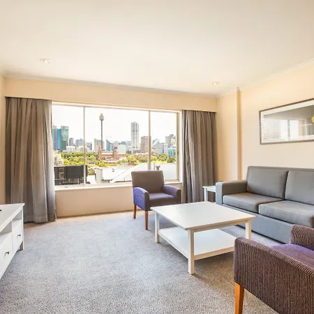 Holiday Inn Sydney Potts Point-2