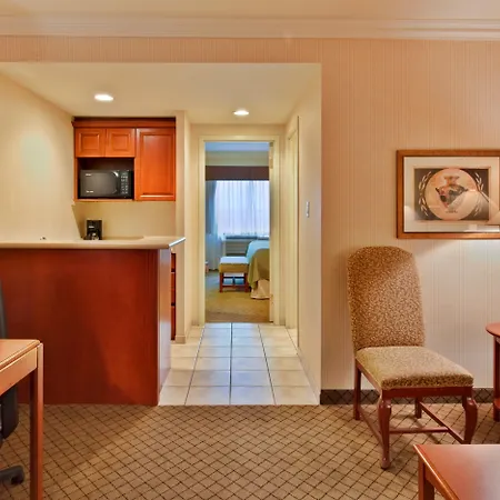 Holiday Inn & Suites Oakville At Bronte By Ihg-2